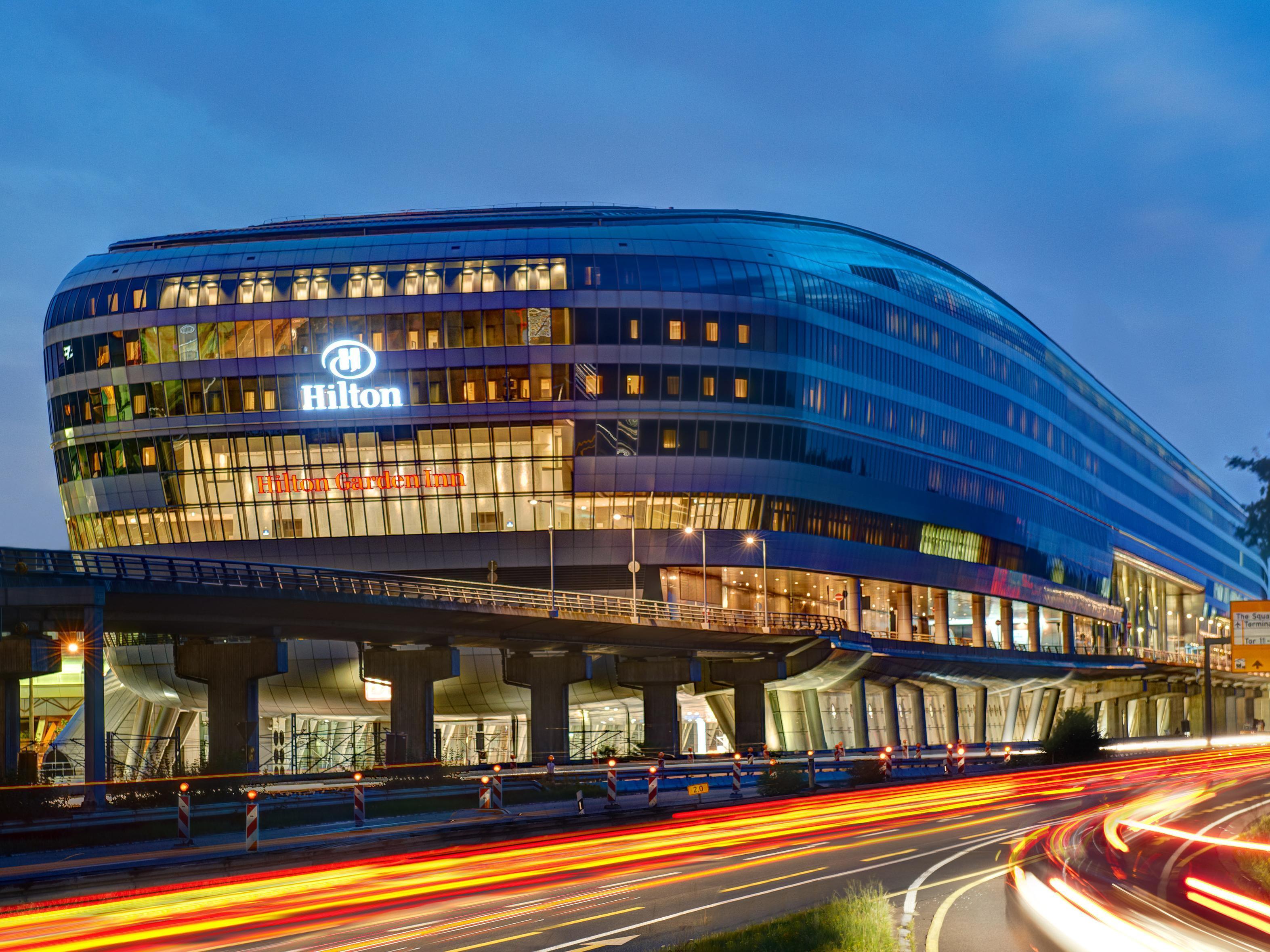 Hotel Hilton Frankfurt Airport Fráncfort del Meno Exterior foto