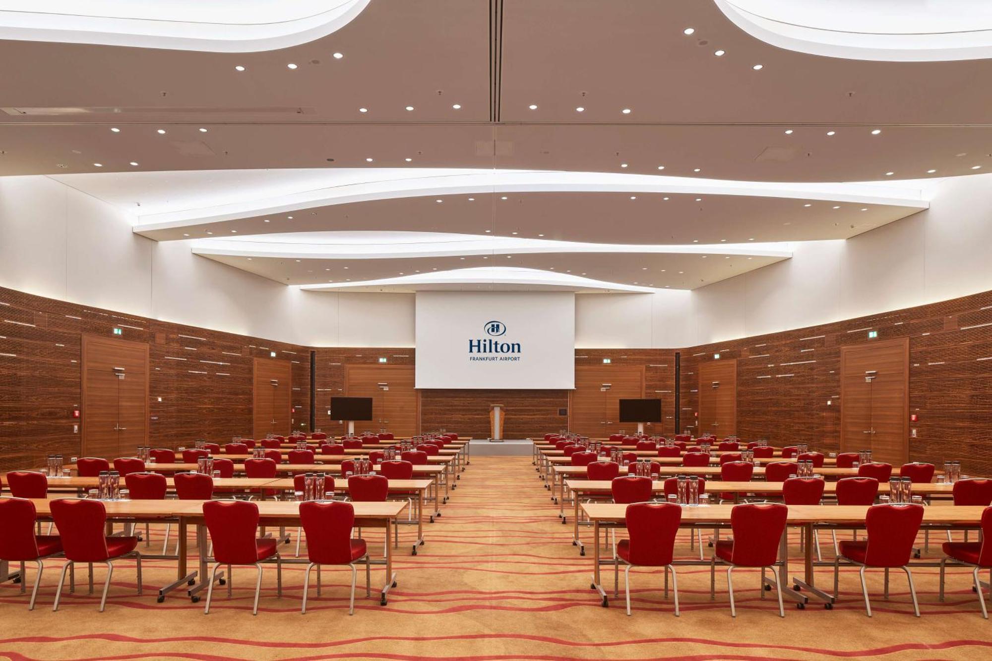 Hotel Hilton Frankfurt Airport Fráncfort del Meno Exterior foto